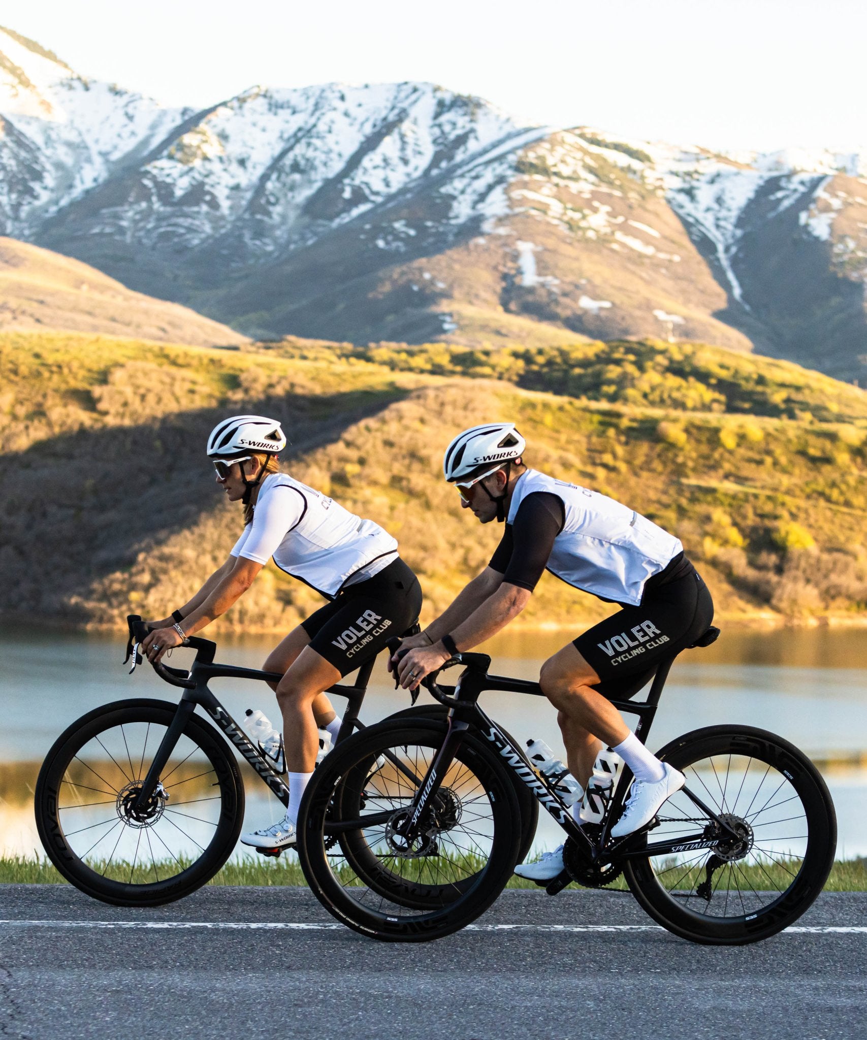 W. PRO AIR ZIPPERLESS JERSEY - VOLER CYCLING CLUB - Voler - BLACK -
